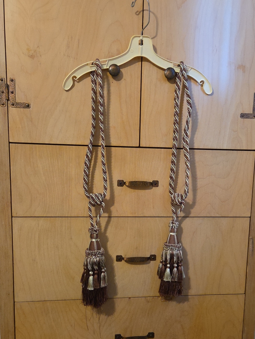 Set Of Two Decorative Tassels Or Drapery Tie Backs
